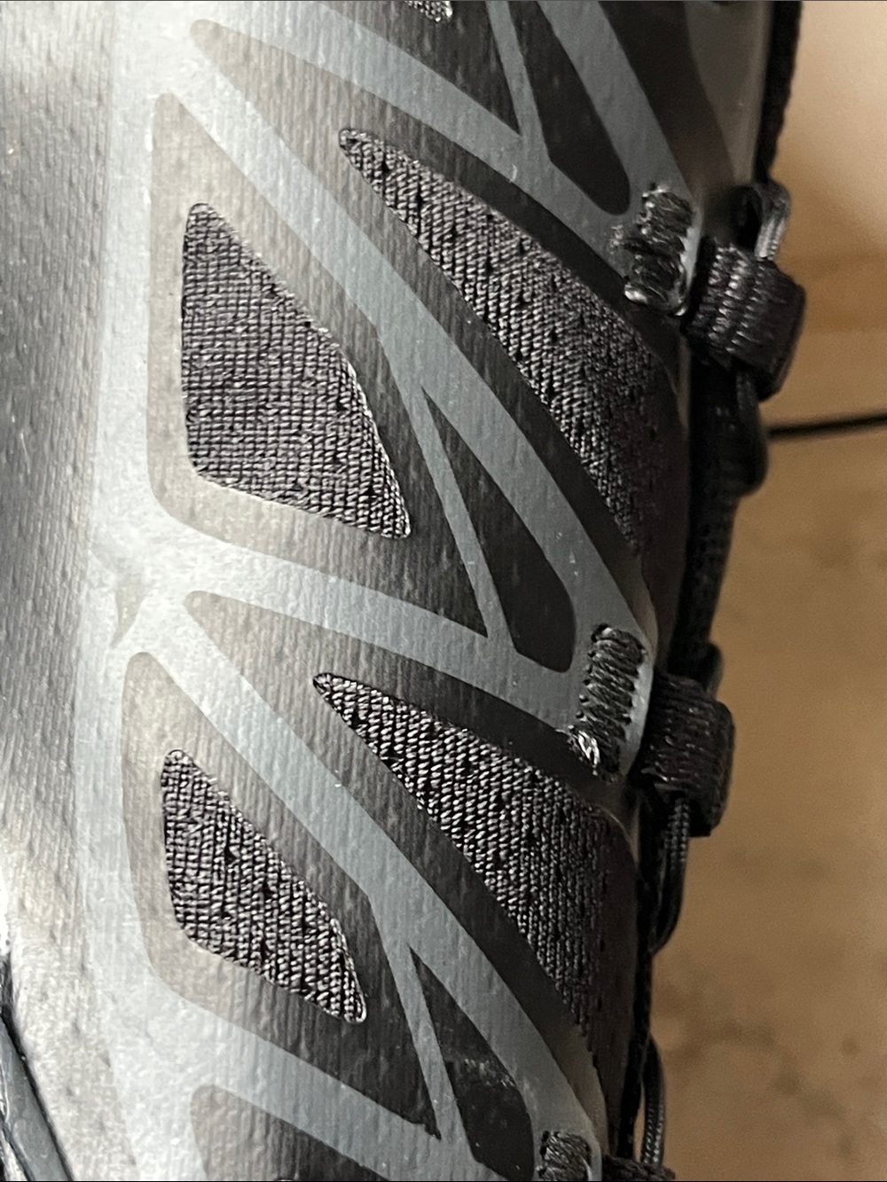 Gender Inclusive XT-6 Sneaker
Salomon Black Trail Sneakers Size Women 7 Men 6 - Picture 10 of 11